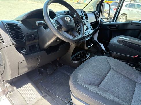 Used 2023 RAM ProMaster 2500 FWD image 13