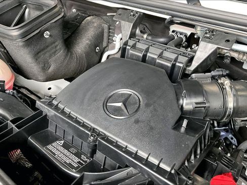 Used 2025 Mercedes-Benz Sprinter 2500 image 29