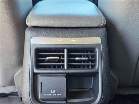 Used 2019 Chevrolet Impala Premier FWD image 16