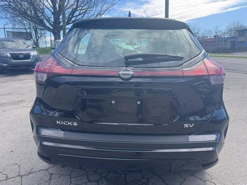 Used 2024 Nissan Kicks SV image 7