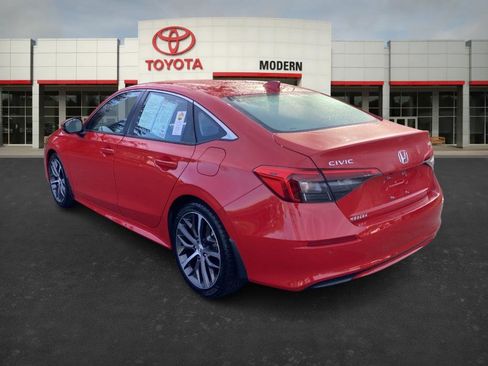 Used 2023 Honda Civic Touring image 6