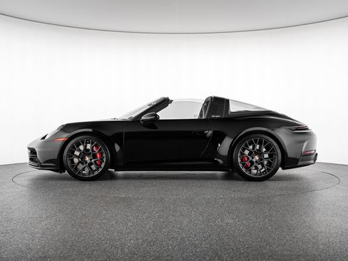 Used 2026 Porsche 911 Targa 4S AWD/4WD image 2