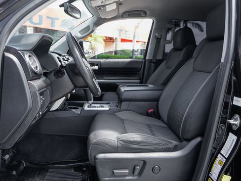 Used 2017 Toyota Tundra SR5 w/ TRD Off Road Package image 19