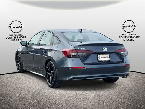 Used 2025 Honda Civic Sport image 8