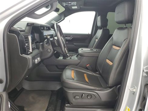 Used 2022 GMC Sierra 1500 AT4 w/ AT4 Premium Package image 17