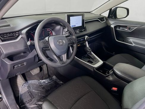 Certified 2025 Toyota RAV4 XLE image 10