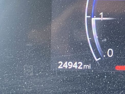 Certified 2025 Toyota Grand Highlander FWD image 12