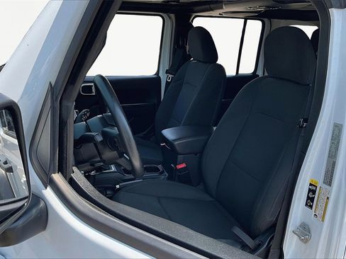 Used 2020 Jeep Wrangler Unlimited Willys image 25