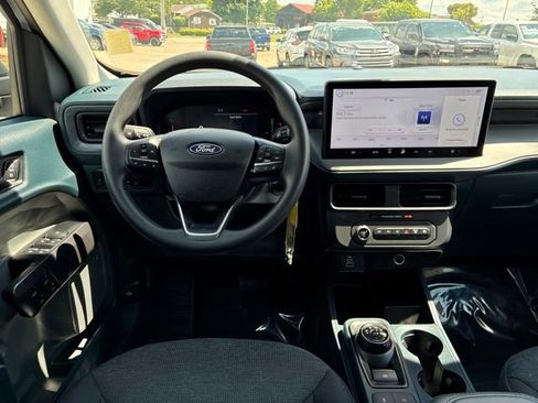 Used 2025 Ford Maverick XL w/ Equipment Group 102A AWD/4WD image 18