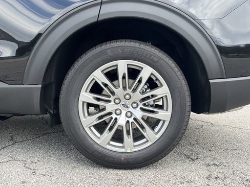New 2026 Ford Explorer Active w/ Active Comfort Package AWD/4WD image 26
