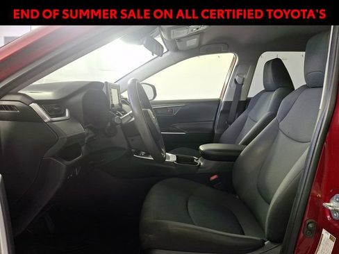 Used 2020 Toyota RAV4 LE FWD image 14