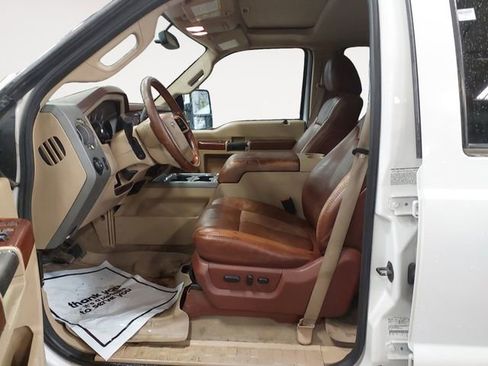 Used 2011 Ford F350 King Ranch image 9