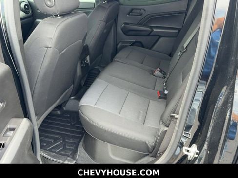 Used 2023 Chevrolet Colorado Trail Boss w/ Technology Package AWD/4WD image 42