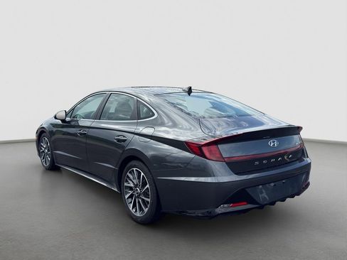 Used 2022 Hyundai Sonata Limited w/ Cargo Package FWD image 4