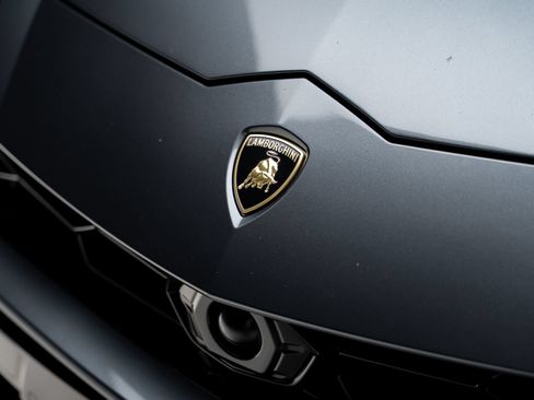 Used 2019 Lamborghini Urus AWD/4WD image 13