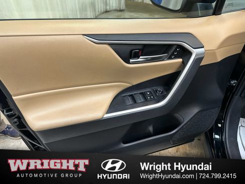 Used 2019 Toyota RAV4 XLE Premium w/ Cold Weather Package image 9