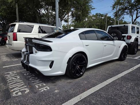 Used 2022 Dodge Charger Scat Pack RWD image 4