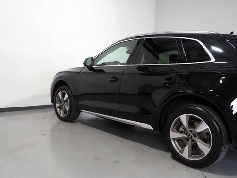 Used 2023 Audi Q5 2.0T Premium w/ Convenience Package AWD/4WD image 43