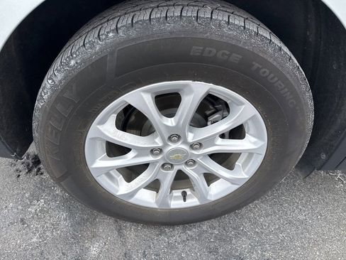 Used 2018 Chevrolet Equinox LT image 9