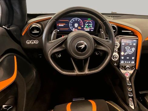 Used 2021 McLaren 720S Performance RWD image 5