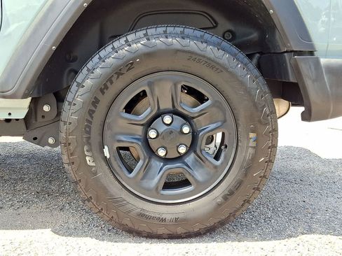 Used 2024 Jeep Wrangler Sport AWD/4WD image 36