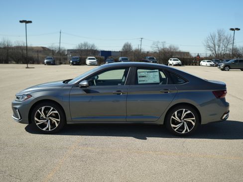 New 2026 Volkswagen Jetta SEL image 10