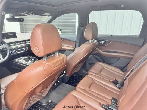 Used 2018 Audi Q7 3.0T Prestige w/ Prestige Package AWD/4WD image 29