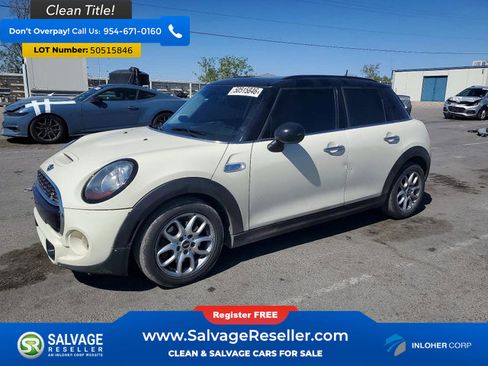 Used 2017 MINI Cooper S image 1