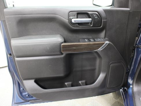 Used 2021 Chevrolet Silverado 1500 RST image 6