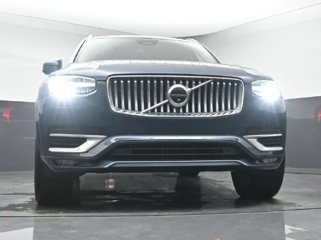 Used 2024 Volvo XC90 B6 Plus w/ Protection Package Premier AWD/4WD image 11