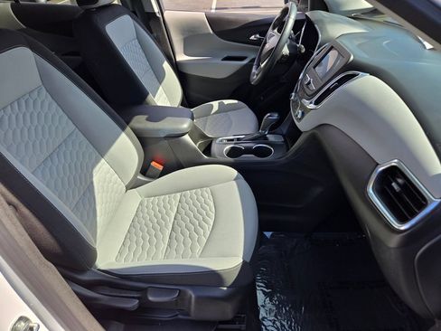 Used 2020 Chevrolet Equinox LT FWD image 15