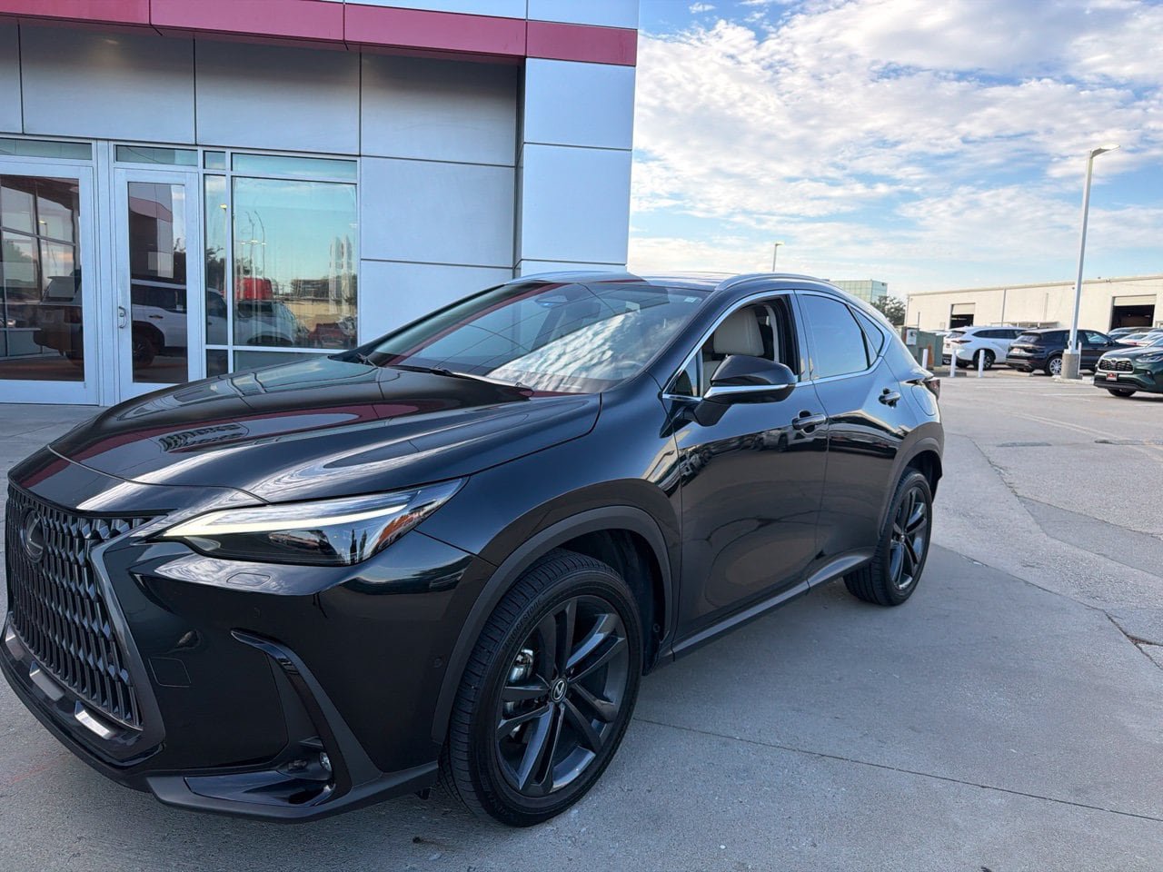 Used 2025 Lexus NX 450h+ AWD w/ Accessory Package (Z2) image 1