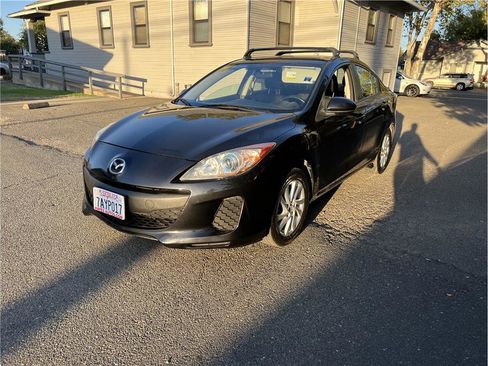 Used 2013 MAZDA MAZDA3 i Touring image 3