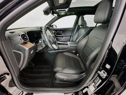 Certified 2023 Mercedes-Benz GLC 300 4MATIC image 23