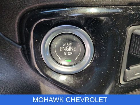Used 2025 Chevrolet Silverado 1500 LTZ w/ LTZ Premium Package AWD/4WD image 17