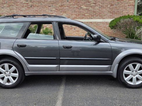 Used 2009 Subaru Outback 2.5i Special Edition AWD/4WD image 1