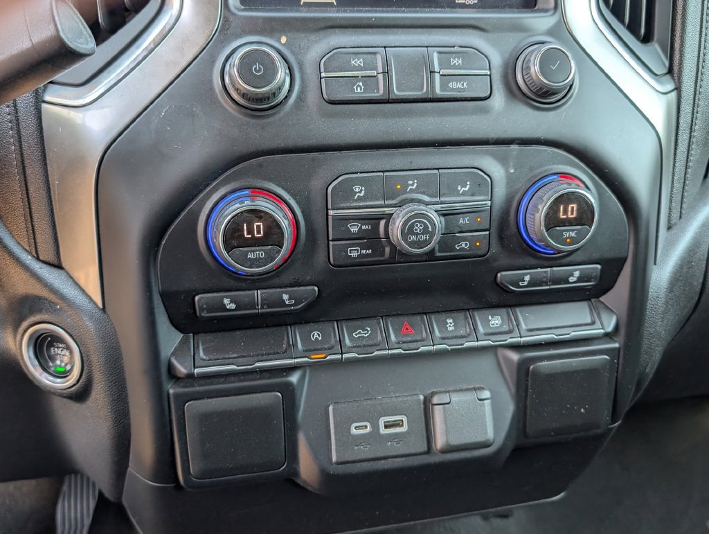 Used 2021 Chevrolet Silverado 1500 RST w/ Redline Edition AWD/4WD image 8