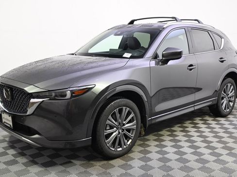 New 2025 MAZDA CX-5 Signature image 2