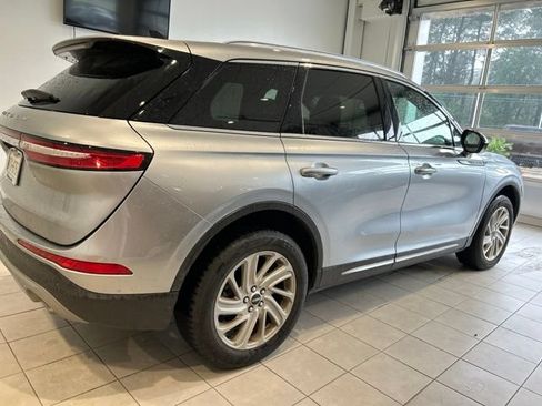 Used 2022 Lincoln Corsair FWD image 3