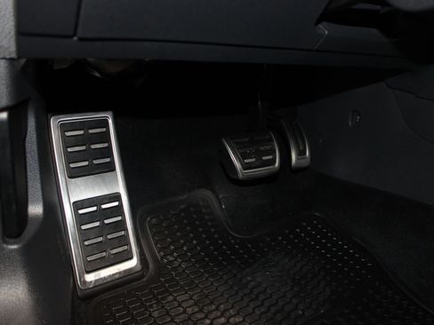 Used 2015 Volkswagen GTI S image 23