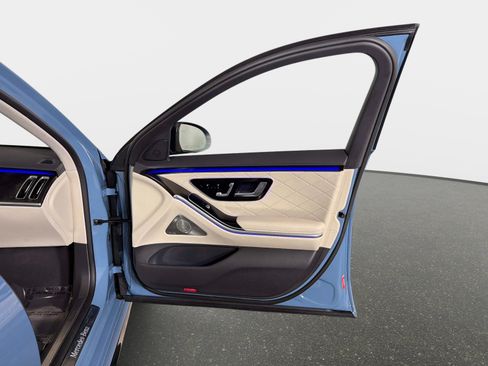 Used 2024 Mercedes-Benz S 500 4MATIC image 21