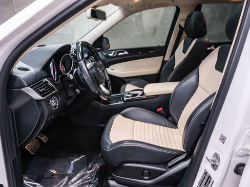 Used 2018 Mercedes-Benz GLE 43 AMG 4MATIC image 24