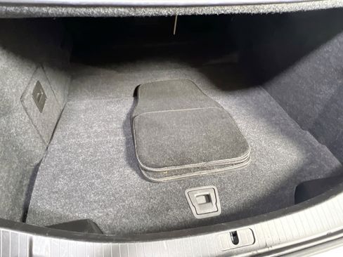 Used 2016 Cadillac XTS Luxury w/ Driver Awareness Package image 26