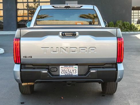 Used 2024 Toyota Tundra Limited AWD/4WD image 8