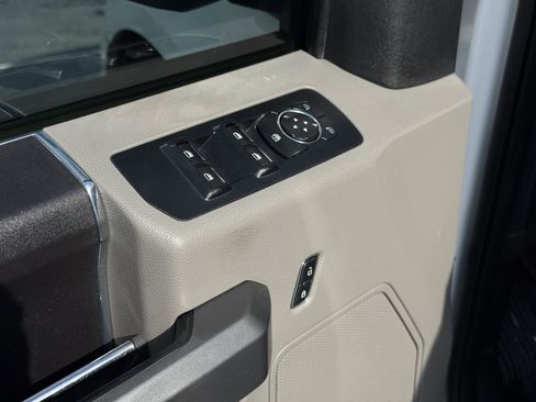 Used 2015 Ford F150 XLT w/ Equipment Group 301A Mid image 35