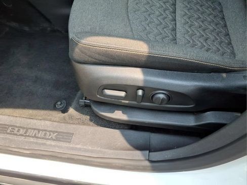 Used 2024 Chevrolet Equinox LT AWD/4WD image 21