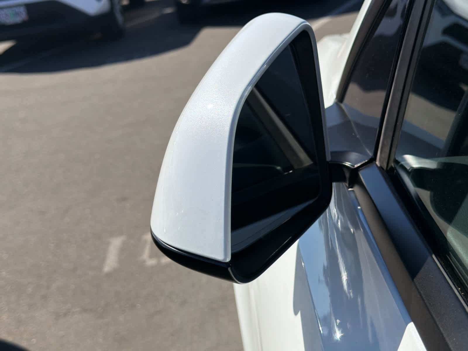 Used 2023 Tesla Model Y Long Range AWD/4WD image 20
