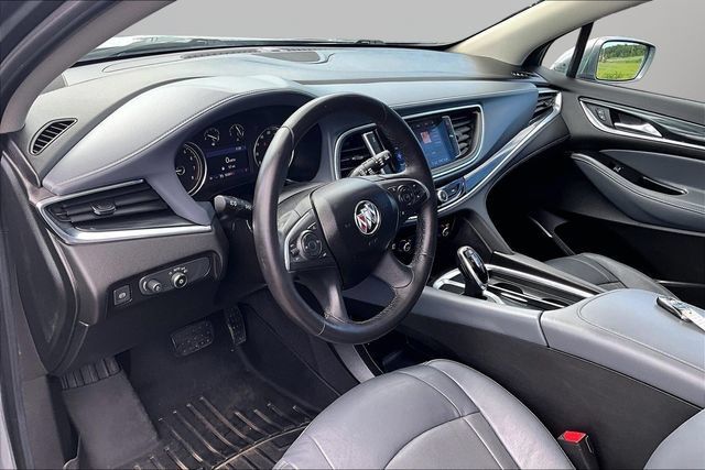 Used 2020 Buick Enclave Essence w/ Sound and Sites Package AWD/4WD image 12