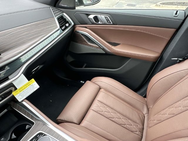 New 2027 BMW X6 xDrive40i w/ Climate Comfort Package AWD/4WD image 18