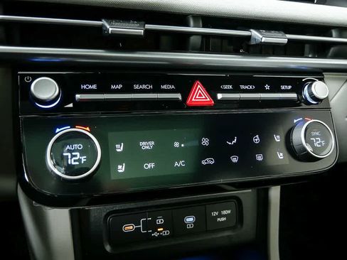 New 2026 Hyundai Tucson Limited image 27